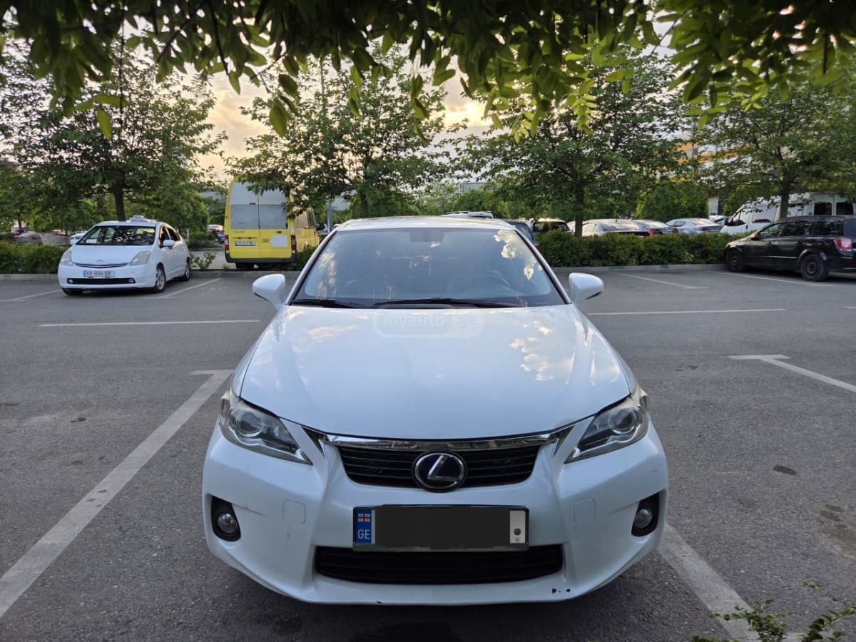 2011 LEXUS CT